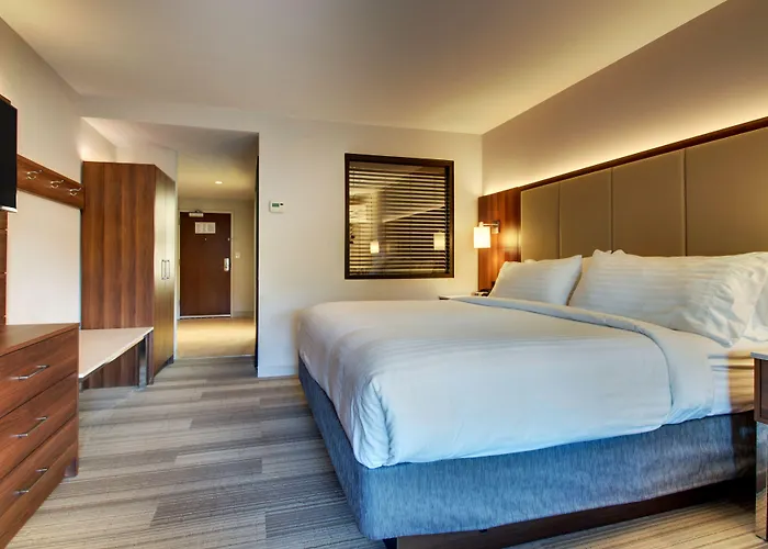 Holiday Inn Express & Suites Helen By Ihg