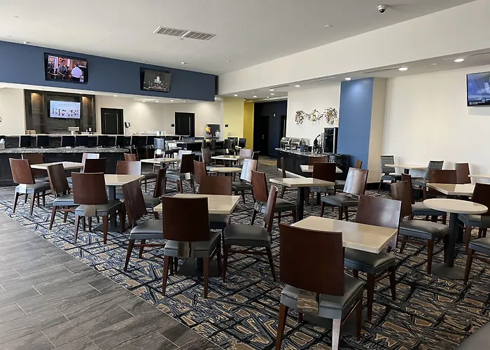 La Quinta Inn & Suites By Wyndham Lubbock Southwest