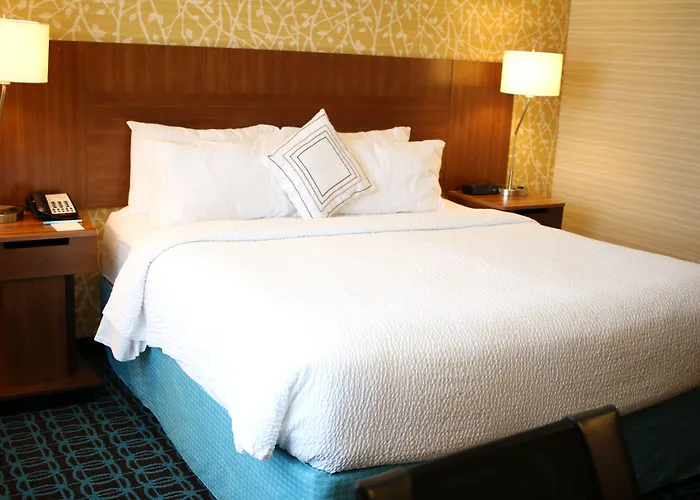 Fairfield Inn & Suites By Marriott Dallas Plano North