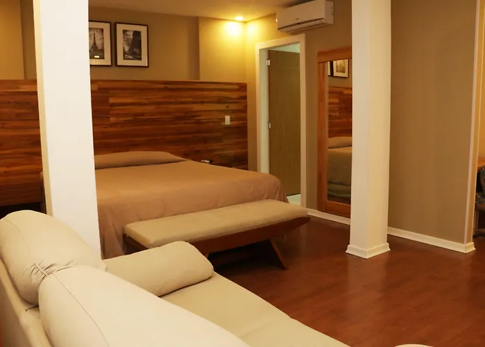 Hotel Petropolis Inn