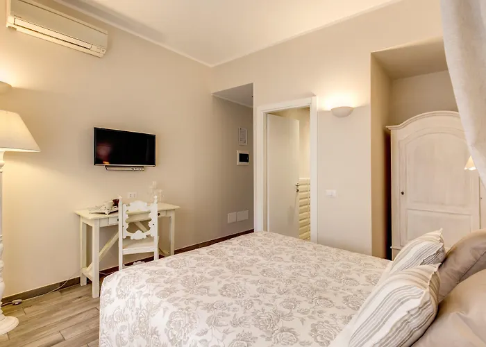 Casa Tua Vaticano Guest House