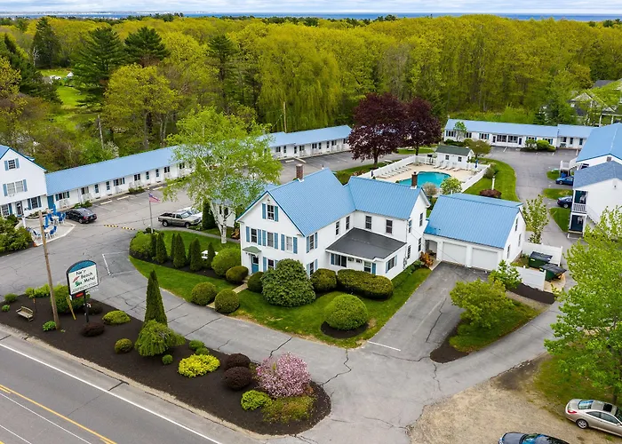 Ne'R Beach Motel