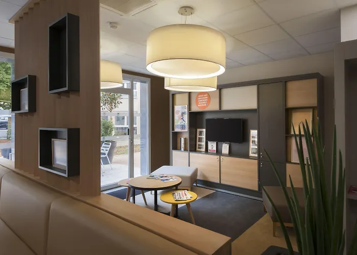 B&B HOTEL Lyon Caluire Cité Internationale