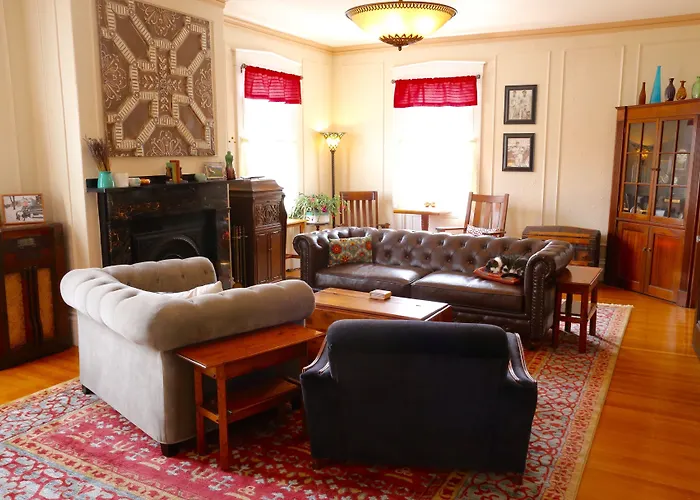 Stepping Stone Inn
