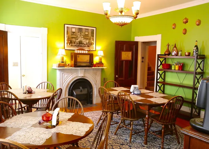 Stepping Stone Inn