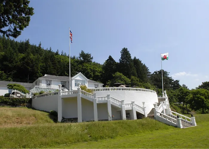 Plas Maenan