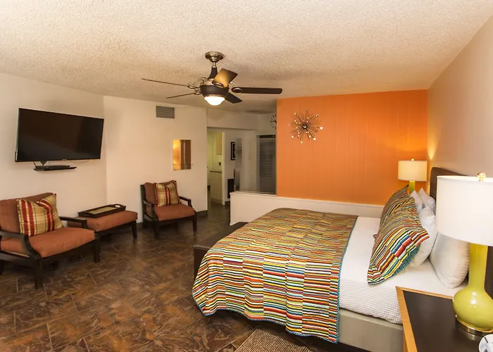 Desert Riviera Hotel