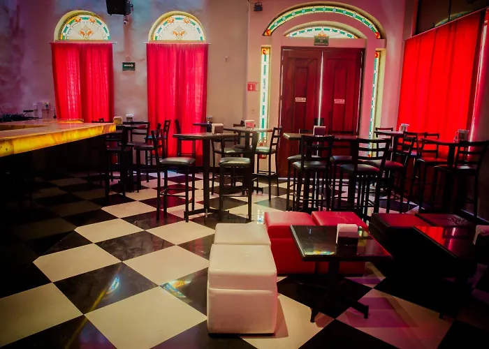 Hotel Grand Reyes