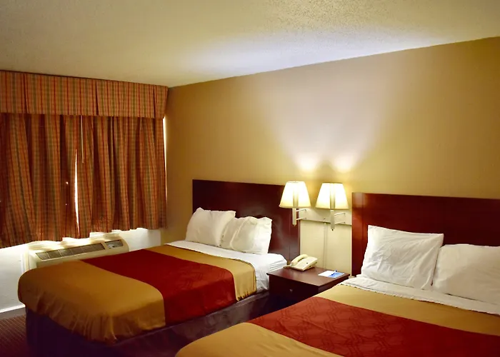Rodeway Inn Terre Haute Near University