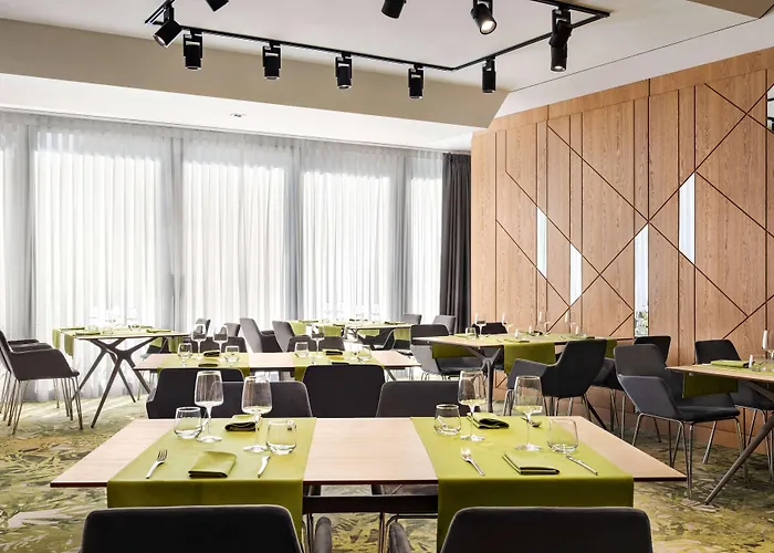 Ramada By Wyndham Slatina Parc