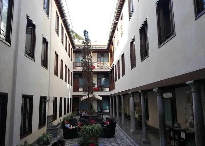 Isa Granada