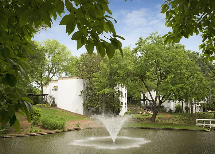 Griffin Hotel, An Official Colonial Williamsburg Hotel