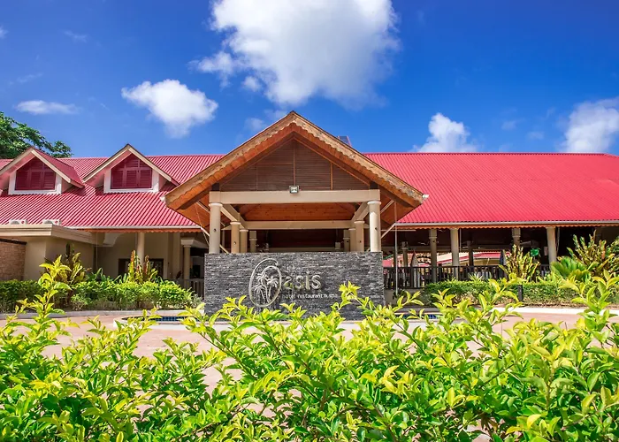 Oasis Hotel Restaurant & Spa