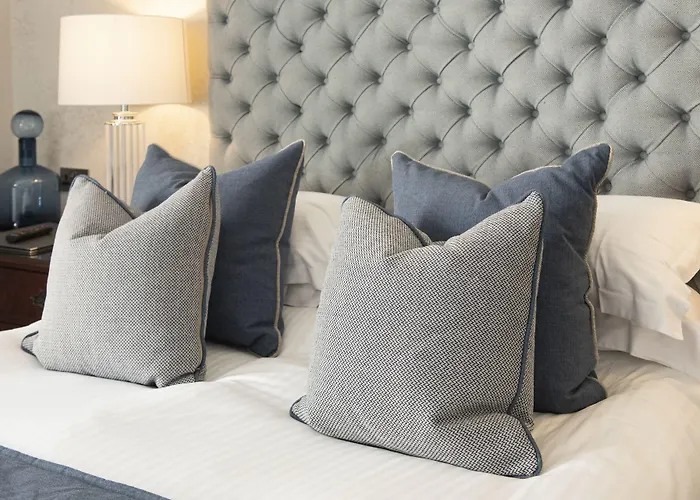 Roundthorn Country House & Luxury Apartments
