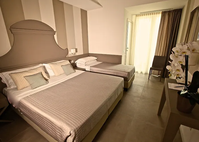 Hotel Ambassador