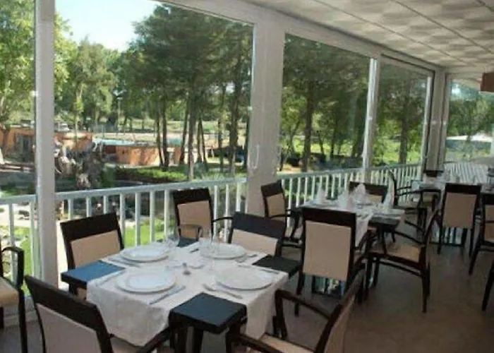 Hotel Ansuiña