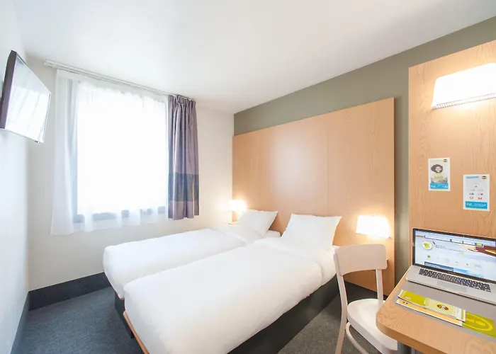 B&B HOTEL Maubeuge-Louvroil