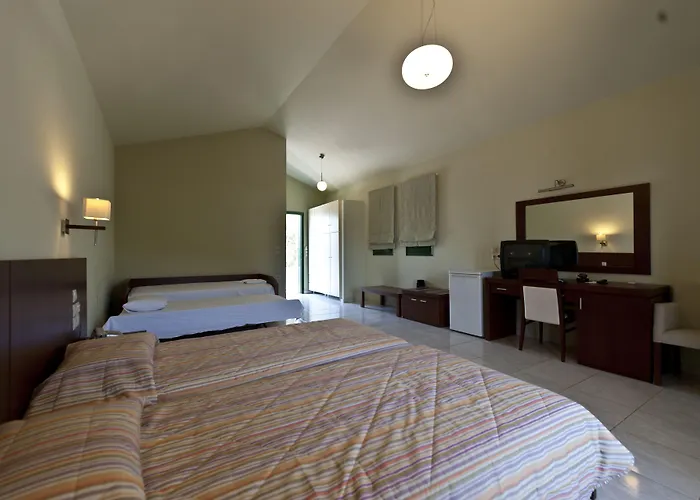 Skiathos Club Hotel & Suites