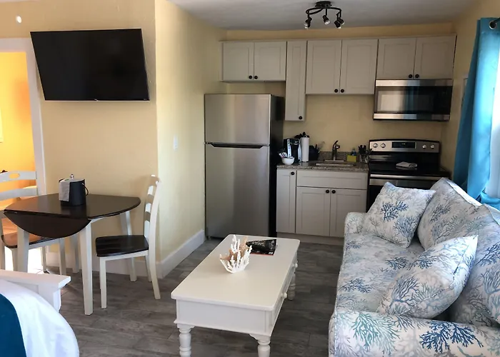 Siesta Key Palms Resort