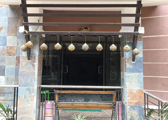 Coron Visitors Hotel