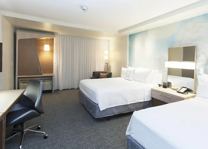 Courtyard By Marriott Houston City Place