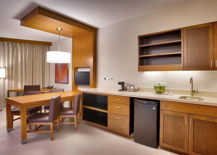 Hyatt Place Emeryville/San Francisco Bay Area