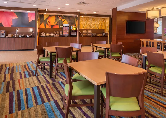 Fairfield Inn & Suites By Marriott Huntington