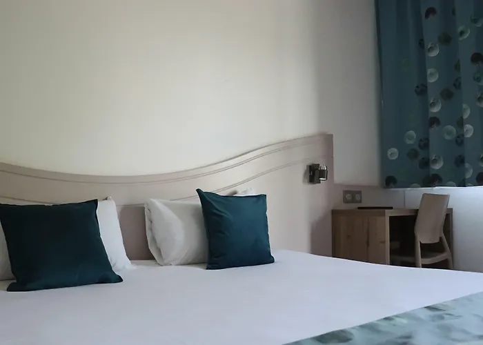 Hotel Lemand Lyon Est - Villefontaine