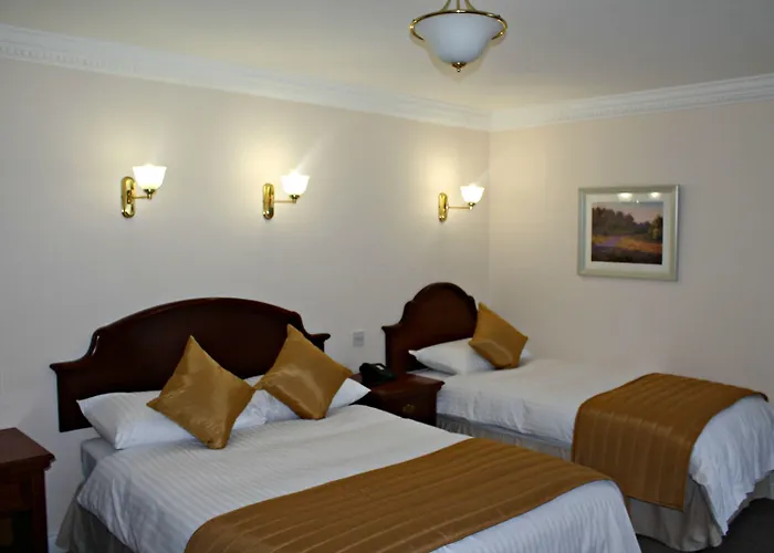 Central Hotel Donegal