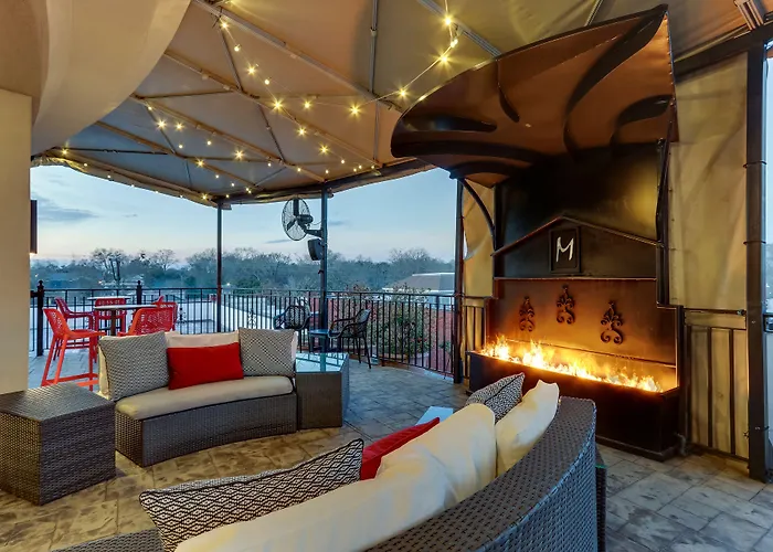 The Mantissa Hotel and Rooftop Bar
