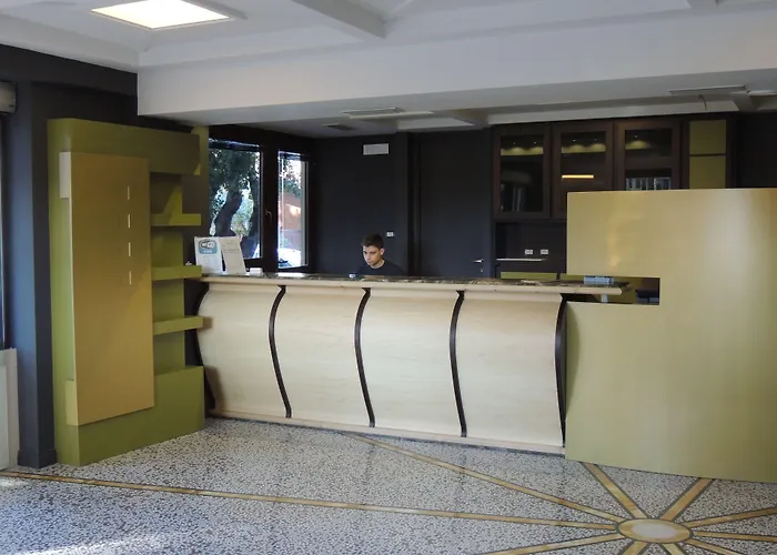 Hotel Zeus
