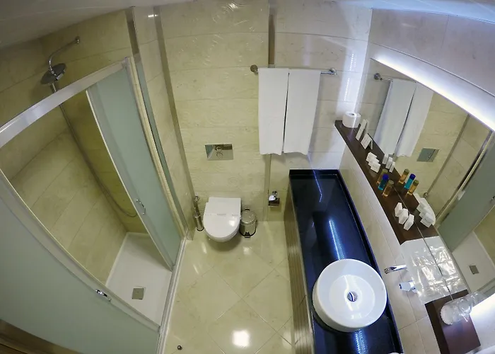 Yol Is Holiday Adana Otel