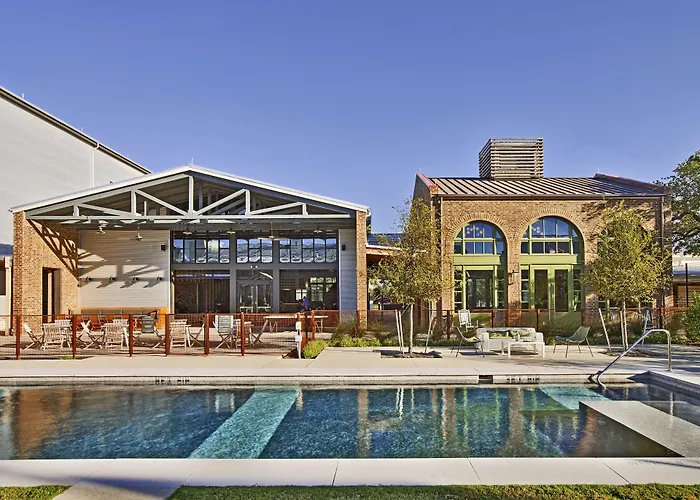 Cavalry Court, By Valencia Hotel Collection