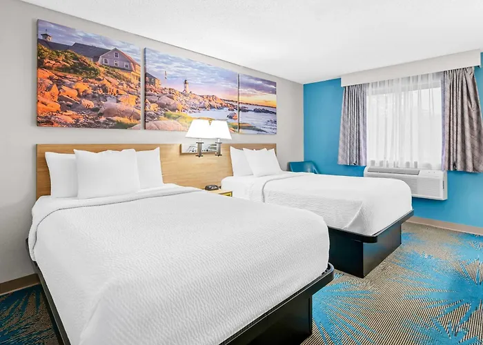 Days Inn By Wyndham Brunswick Bath Area