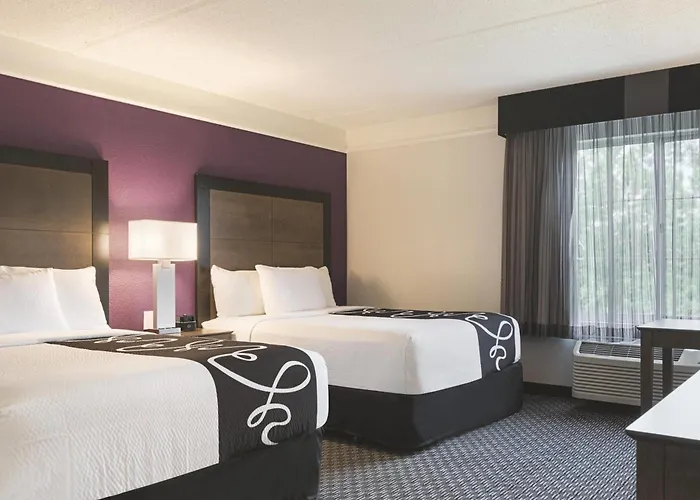 La Quinta By Wyndham Atlanta Perimeter Medical