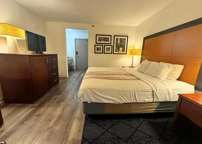 Baymont By Wyndham Meridian
