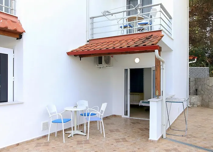 Angelina Hotel