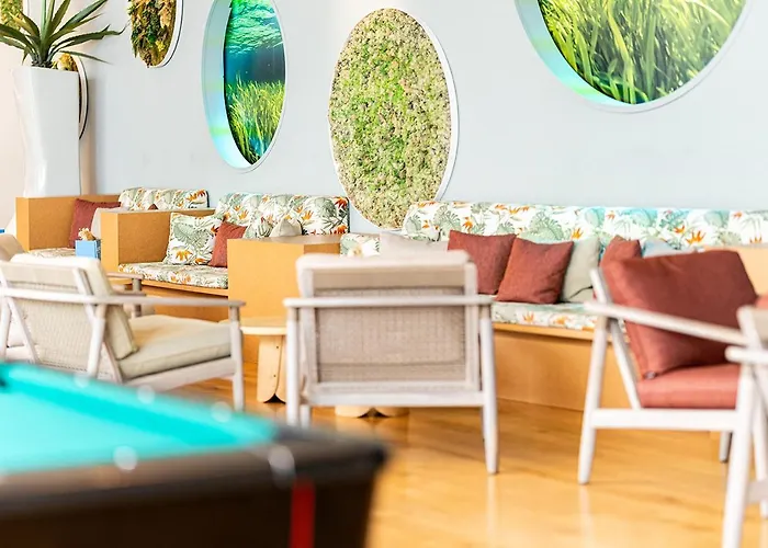 Aquatis Hotel