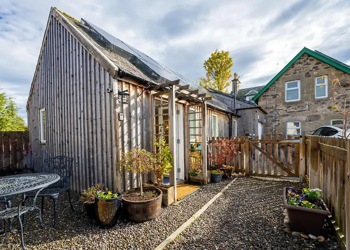 Courtyard Bothy