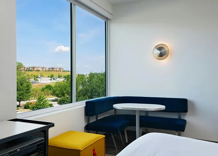 Aloft By Marriott Omaha West