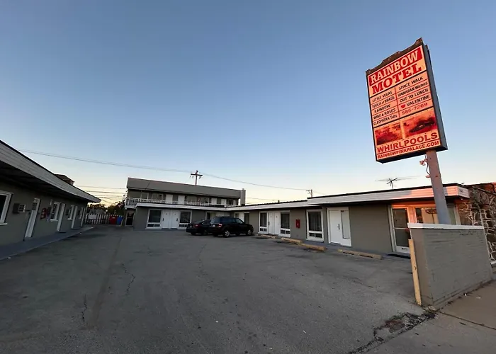 Rainbow Motel