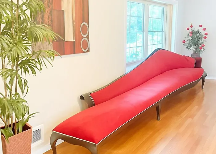 Relish In Rockville Rambler