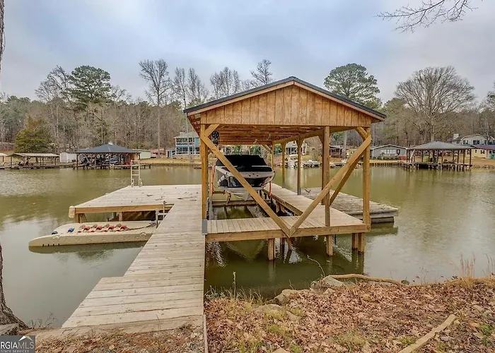 Lakefront Getaway On Jackson Lake - 3Br-2Ba-Hottub