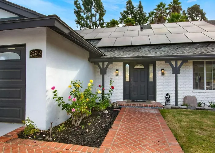 Lux Mv Home Live Like A Local Backyard Oasis