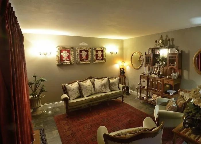 Duke & Duchess Boutique Hotel