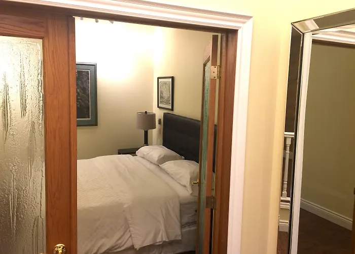 Grey Rose Suites