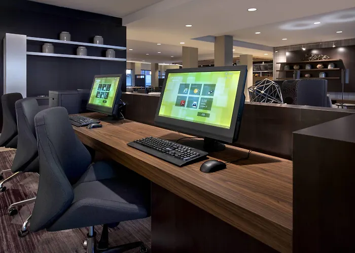Courtyard By Marriott Schenectady At Mohawk Harbor