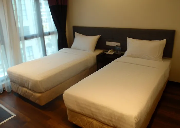 9 Square Hotel - Subang