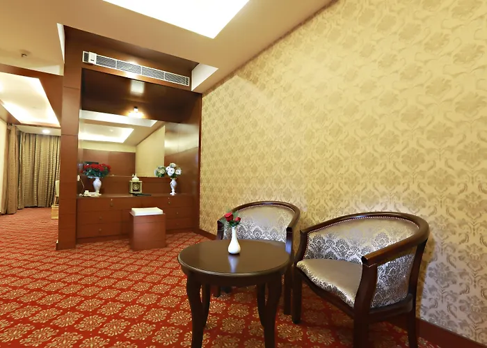 Hotel Patliputra Continental