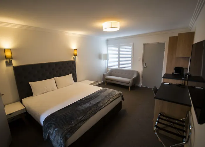 Quays Hotel